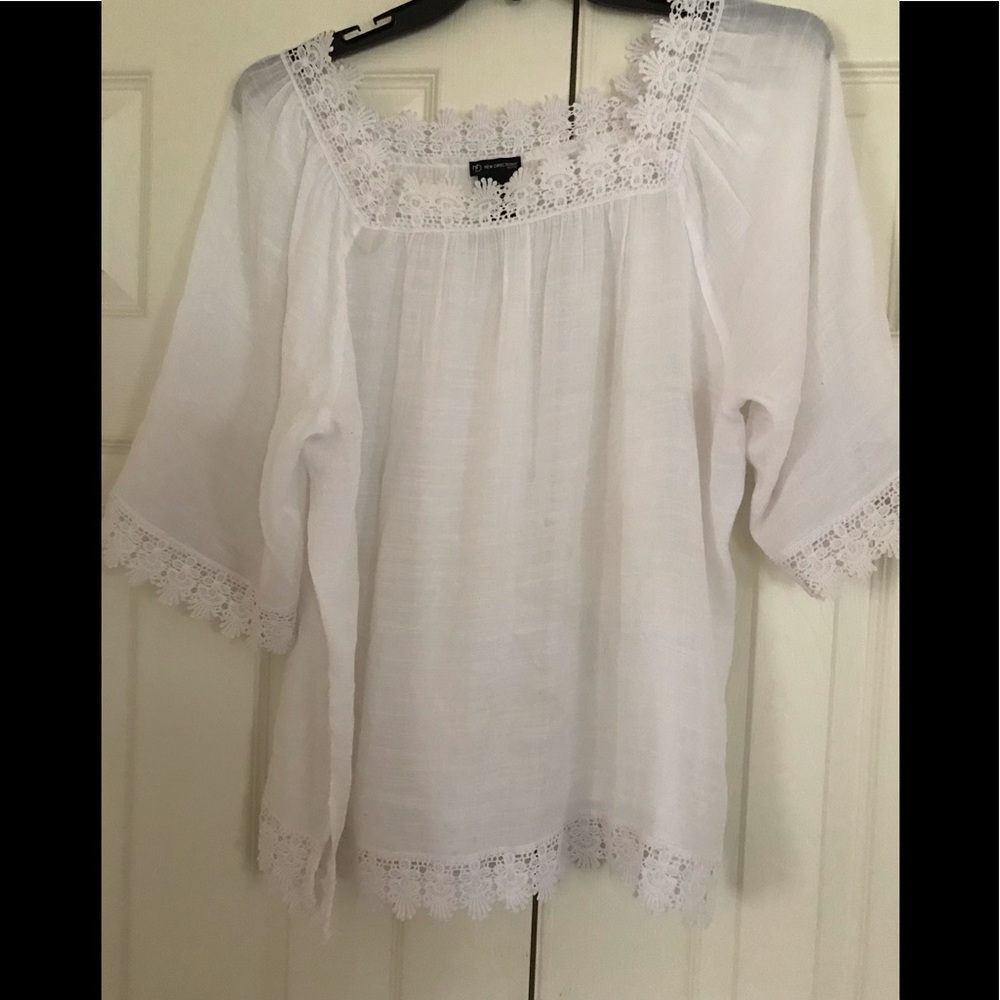 White New Directions top with lace detail